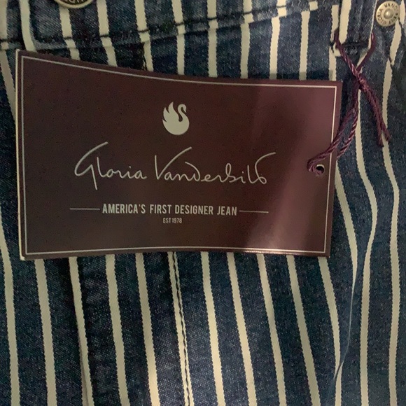 Buy Woman’s GV Bermuda short size 16 Get absolutely free Amanda short NWT 2/$15 - Picture 6 of 16